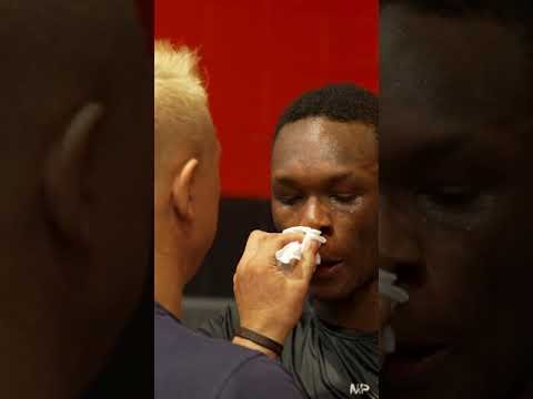 Israel Adesanya Bleeds in Sparring Preparing for Alex Pereira