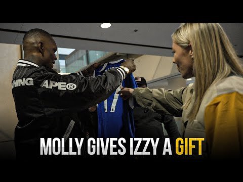 Molly 'Meatball' McCann gives Israel Adesanya a Gift and Flexes Rolex | UFC 281