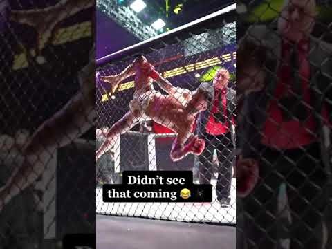 He thought he was Spider-Man 😂 (via UFC Espanol)