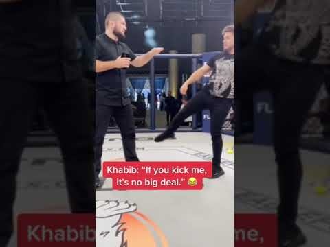 Khabib and Henry 🤣 (via chaelsonnen/YT)