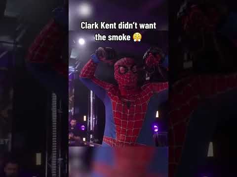 Clark Kent caught a KO 😤 (via epic.fighting/IG)