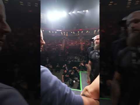 One final faceoff before the UFC Jacksonville MAIN EVENT 👀