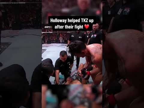 Holloway helped up Korean Zombie after their fight ❤️