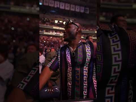 Get yourself a teammate like Kamaru Usman ❤️