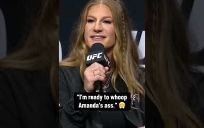 Kayla is focused on Amanda🍿