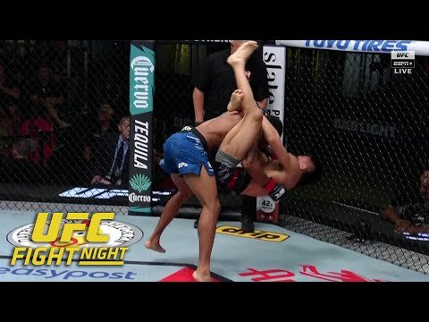 Elijah Smith slams Toshiomi Kazama in 1st round at #UFCVegas109 | ESPN MMA
