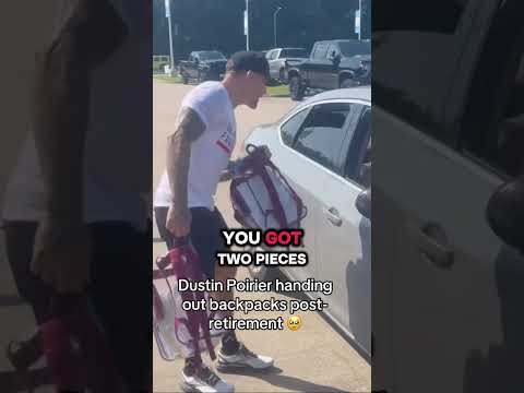 Dustin Poirier doing work in the community 👏 (via @johnathanbulot/TT)