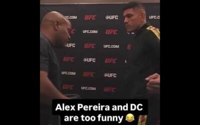 Daniel Cormier wasn’t ready for Pereira’s knee at the end 😂 #UFC320 (via @alexpoatanpereira/IG)